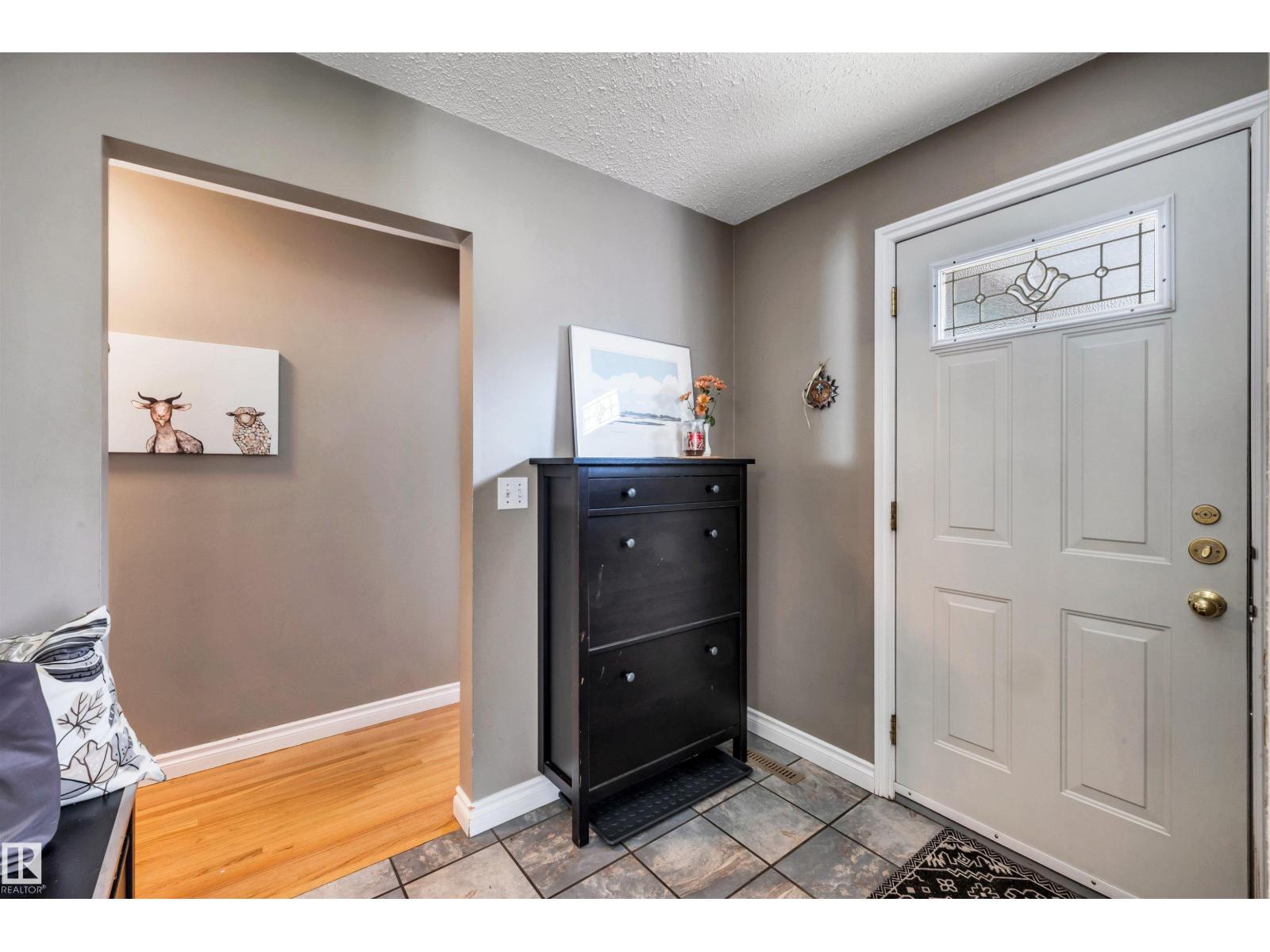 40 GLENHAVEN CR