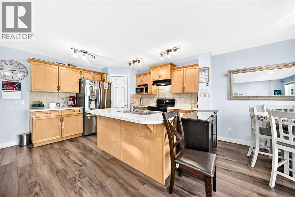 86 Panamount Plaza NW