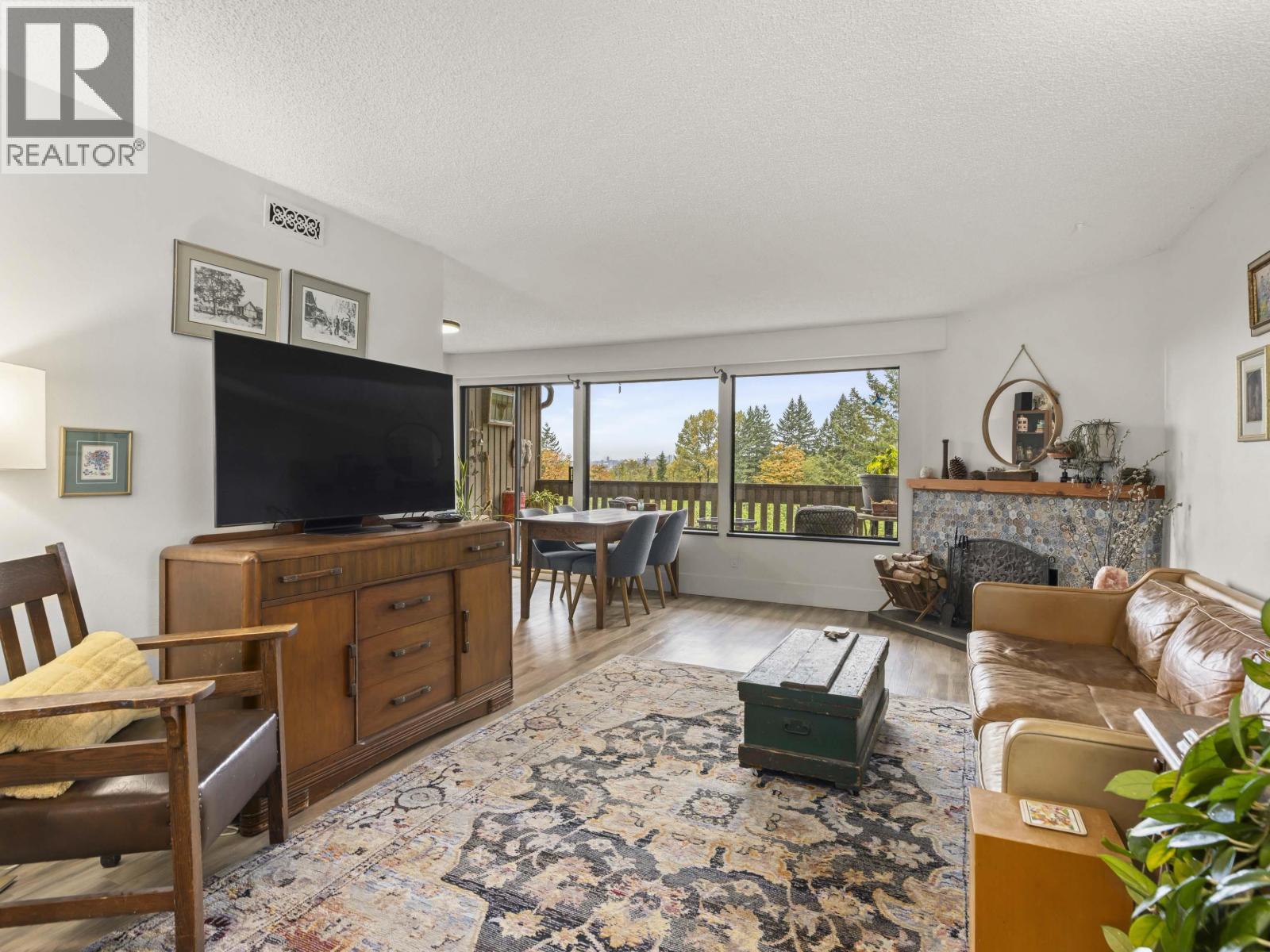 1185 LILLOOET ROAD, north vancouver, British Columbia