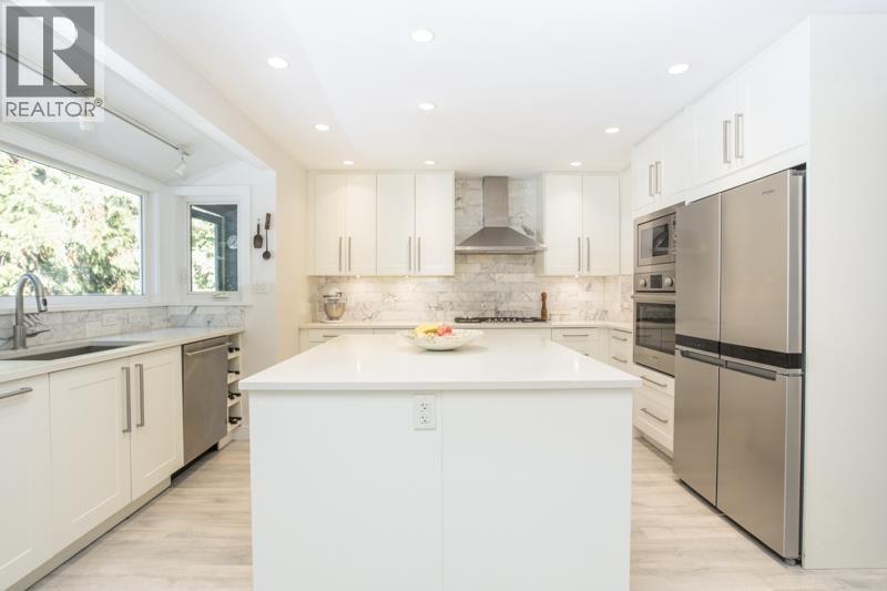 253 49 Street, Delta, British Columbia  V4M 3N3 - Photo 11 - R3175342