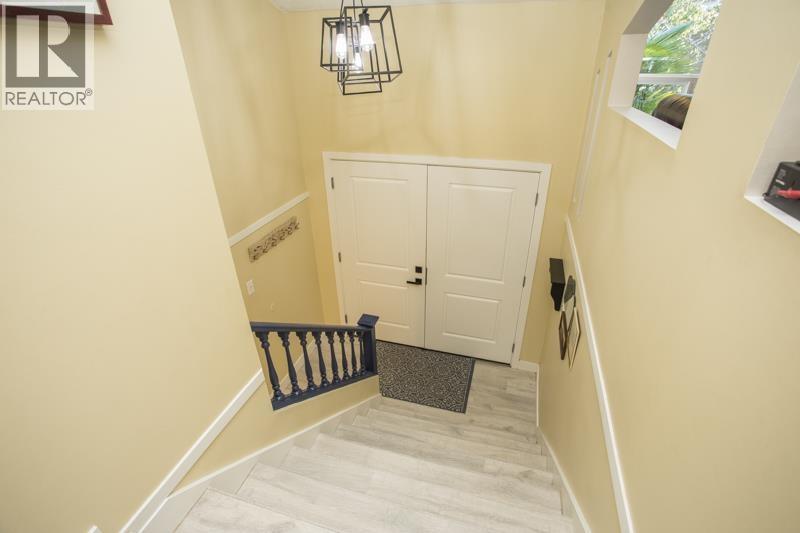 253 49 Street, Delta, British Columbia  V4M 3N3 - Photo 2 - R3175342