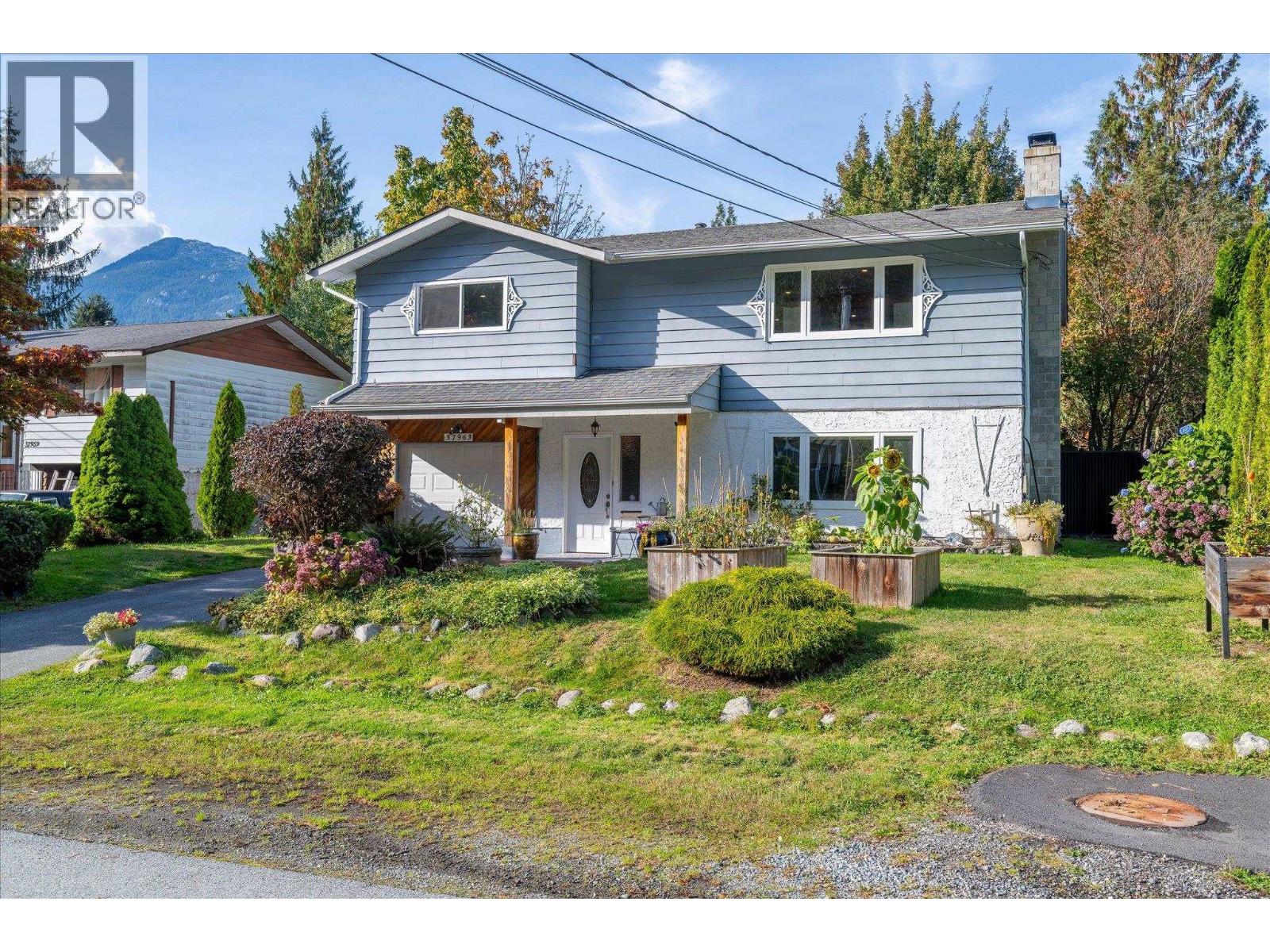 37963 Magnolia Crescent, Squamish, British Columbia  V8B 0X7 - Photo 33 - R3175383