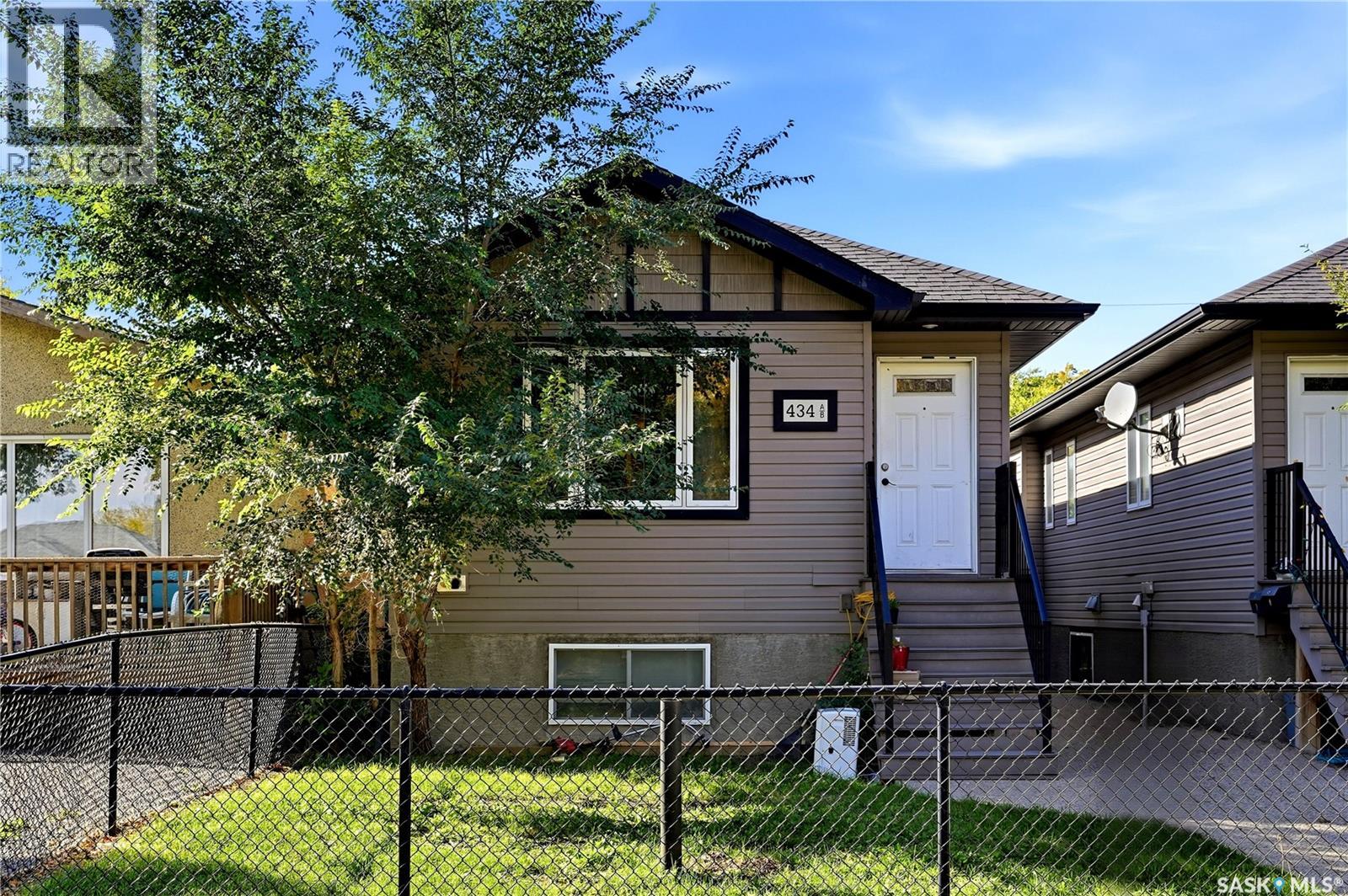 434 Ottawa Street, Regina, Saskatchewan  S4R 1N9 - Photo 2 - SK048907