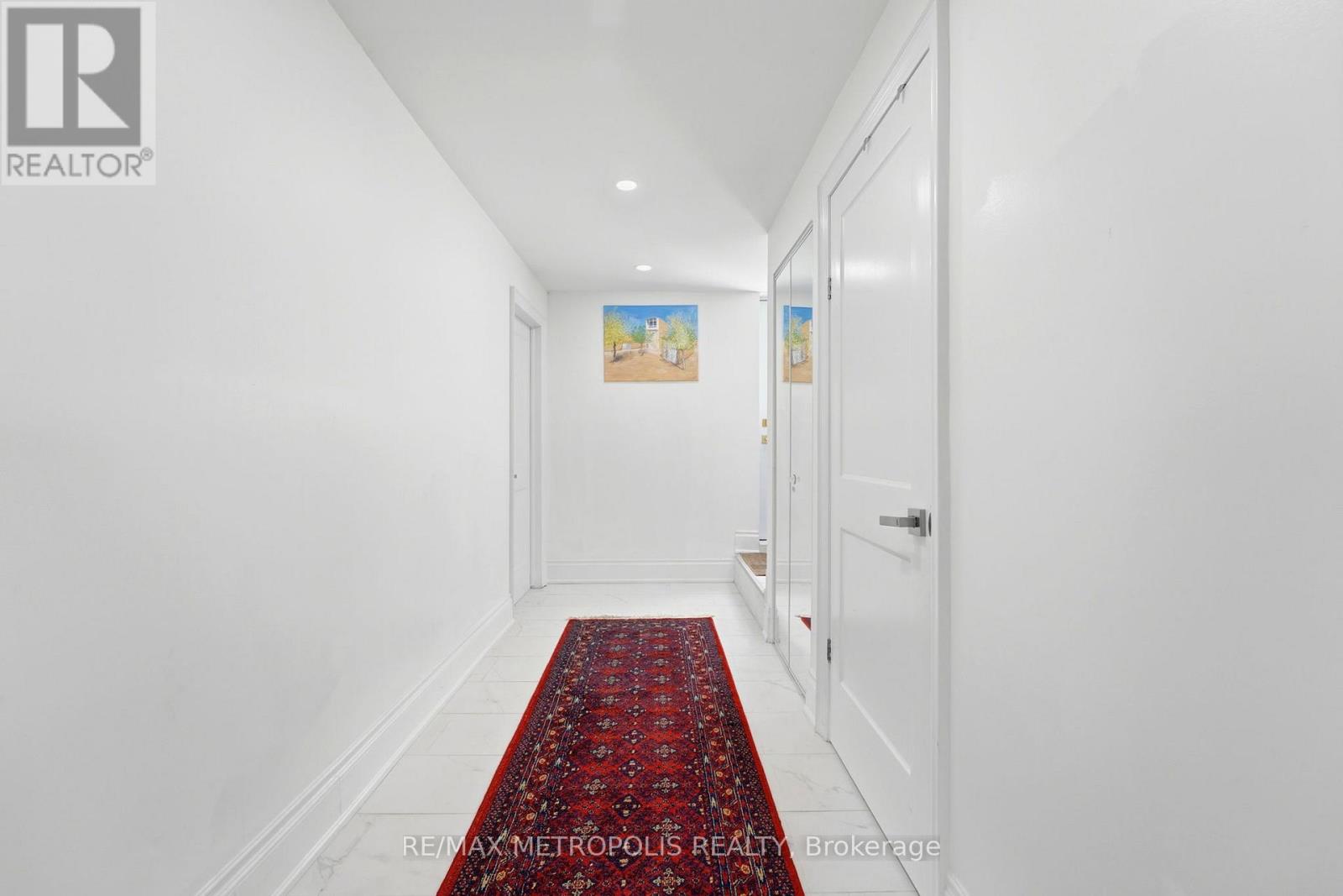 Bsmt - 2 Denvale Road, Toronto, Ontario  M4B 3B4 - Photo 18 - E14033782