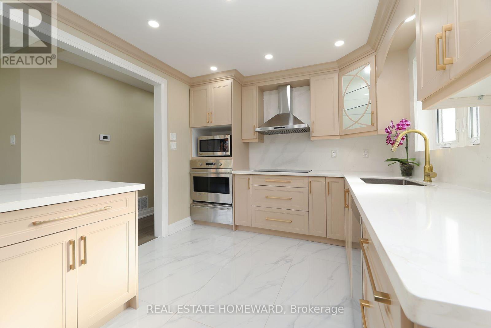 Upper - 36 Kim Court, Toronto, Ontario  M1K 3R6 - Photo 12 - E14033784