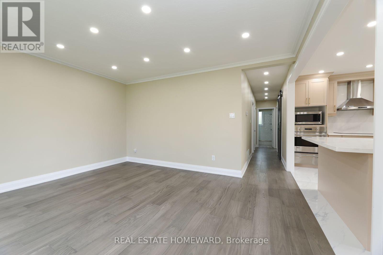Upper - 36 Kim Court, Toronto, Ontario  M1K 3R6 - Photo 17 - E14033784