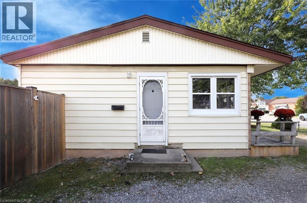 4553 Ontario Street, Beamsville, Ontario  L3J 0B7 - Photo 38 - 40870036