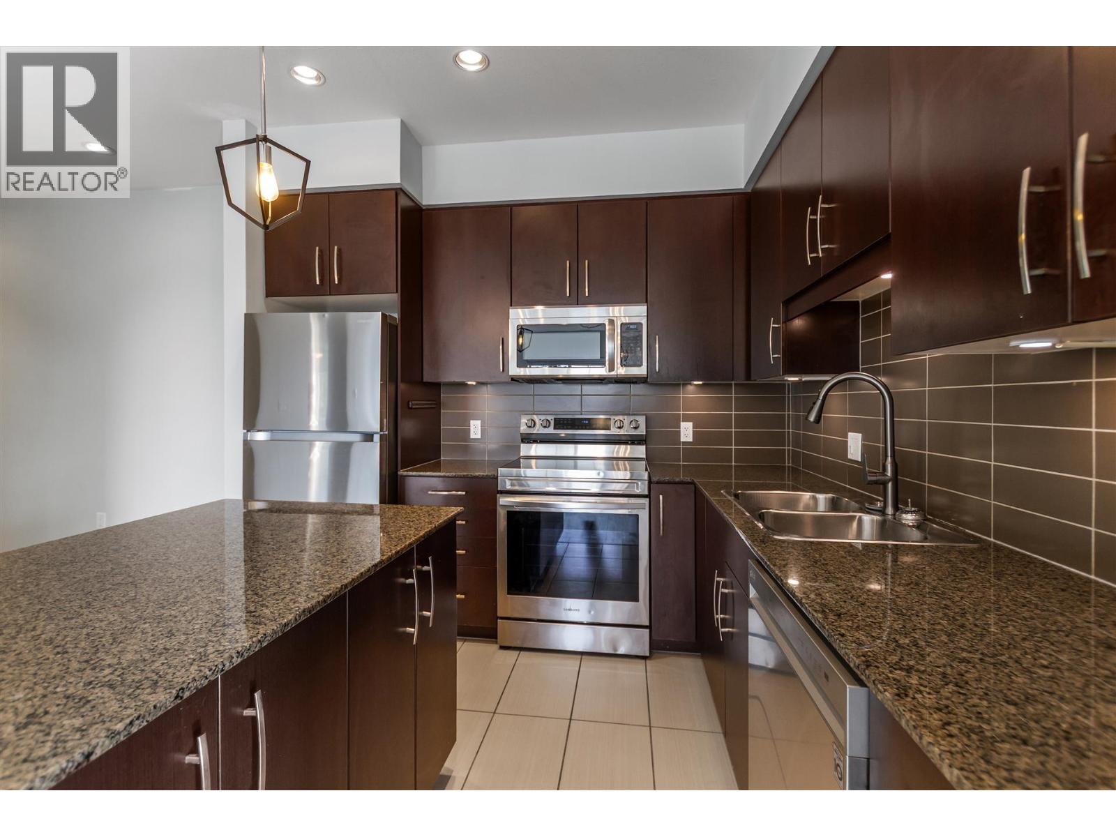 406 22290 North Avenue, Maple Ridge, British Columbia  V2X 8Z8 - Photo 16 - R3174623