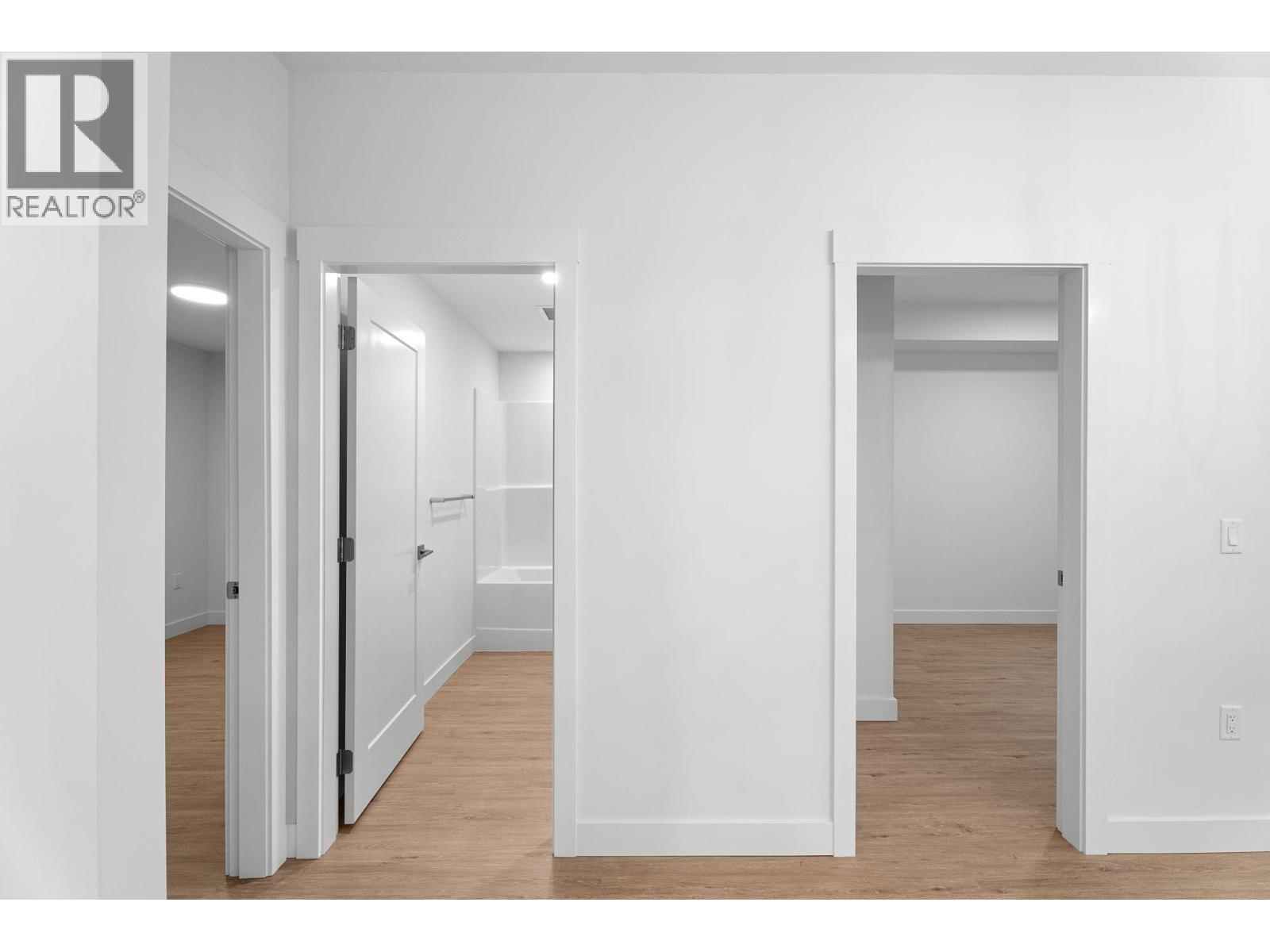 1844 Qu'Appelle Boulevard Unit# 204
