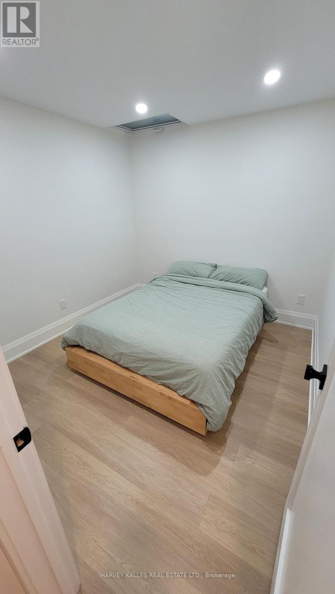 Lower - 66 Argyle Street, Toronto, Ontario  M6J 1N9 - Photo 11 - C14032222