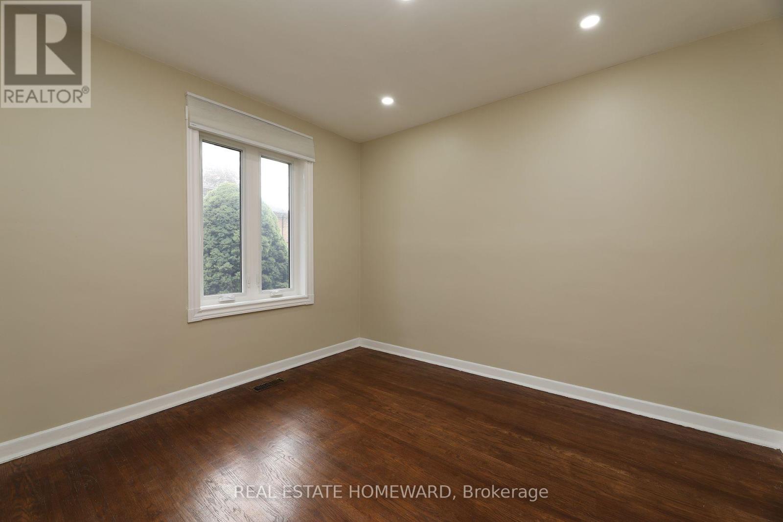 Upper - 36 Kim Court, Toronto, Ontario  M1K 3R6 - Photo 25 - E14033784
