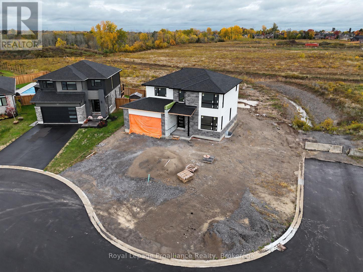 15 Horton Court, Belleville, Ontario  K8P 0G7 - Photo 5 - X13014608