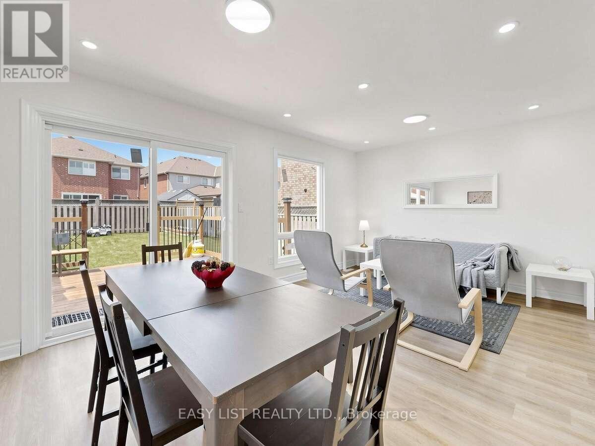 16 Mount Fuji Crescent, Brampton, Ontario  L6R 2L3 - Photo 12 - W14033720