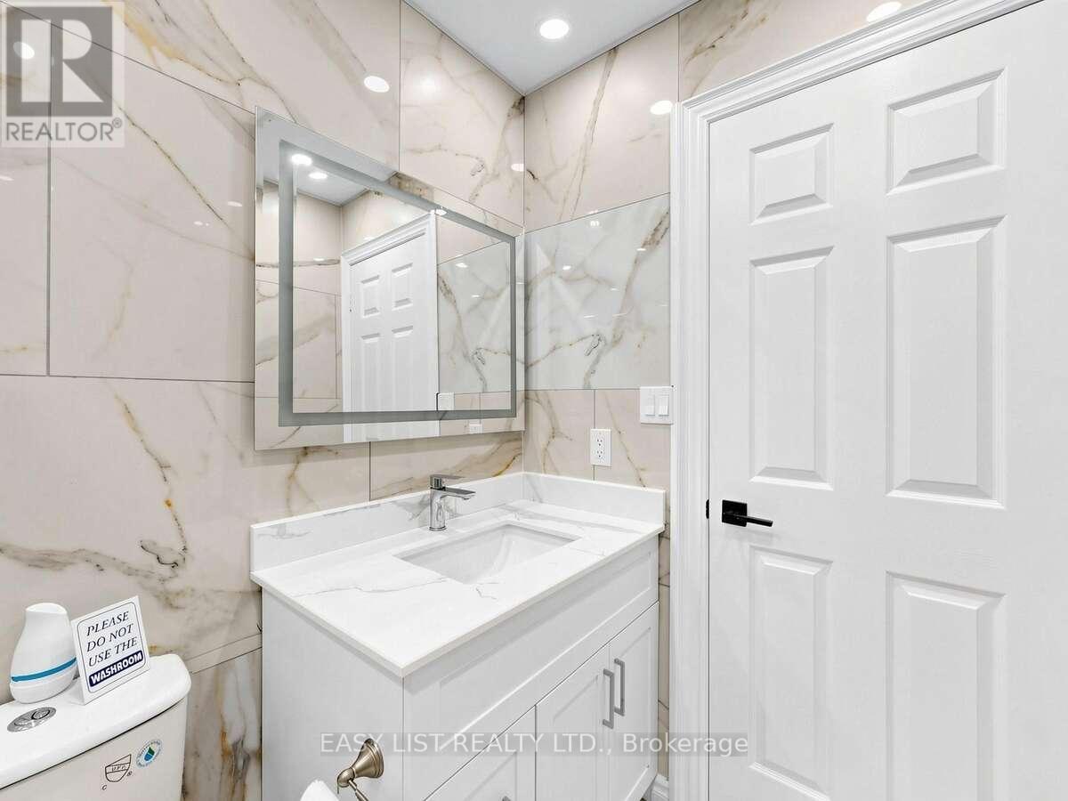 16 Mount Fuji Crescent, Brampton, Ontario  L6R 2L3 - Photo 32 - W14033720