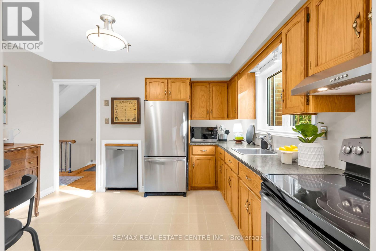 11 Dawson Crescent, Halton Hills, Ontario  L7G 1H3 - Photo 20 - W14033744