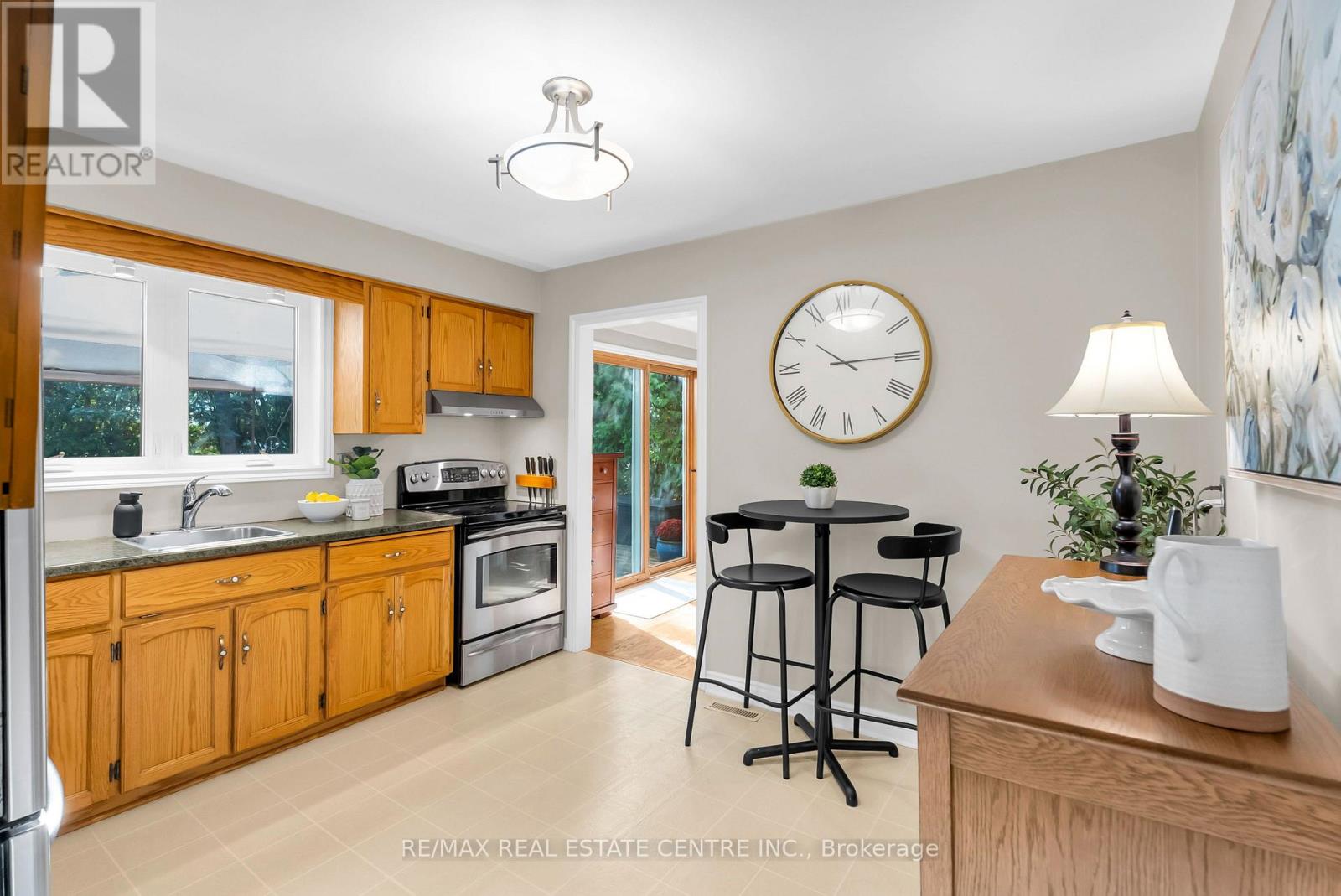 11 Dawson Crescent, Halton Hills, Ontario  L7G 1H3 - Photo 22 - W14033744