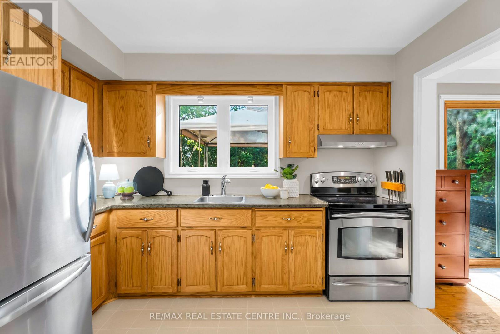 11 Dawson Crescent, Halton Hills, Ontario  L7G 1H3 - Photo 24 - W14033744