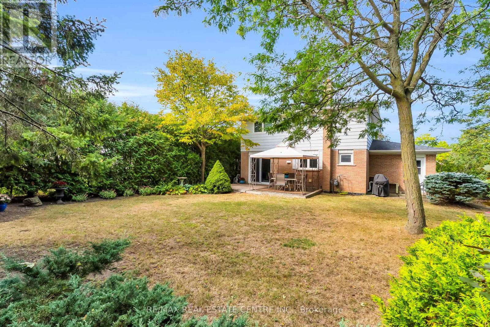 11 Dawson Crescent, Halton Hills, Ontario  L7G 1H3 - Photo 49 - W14033744