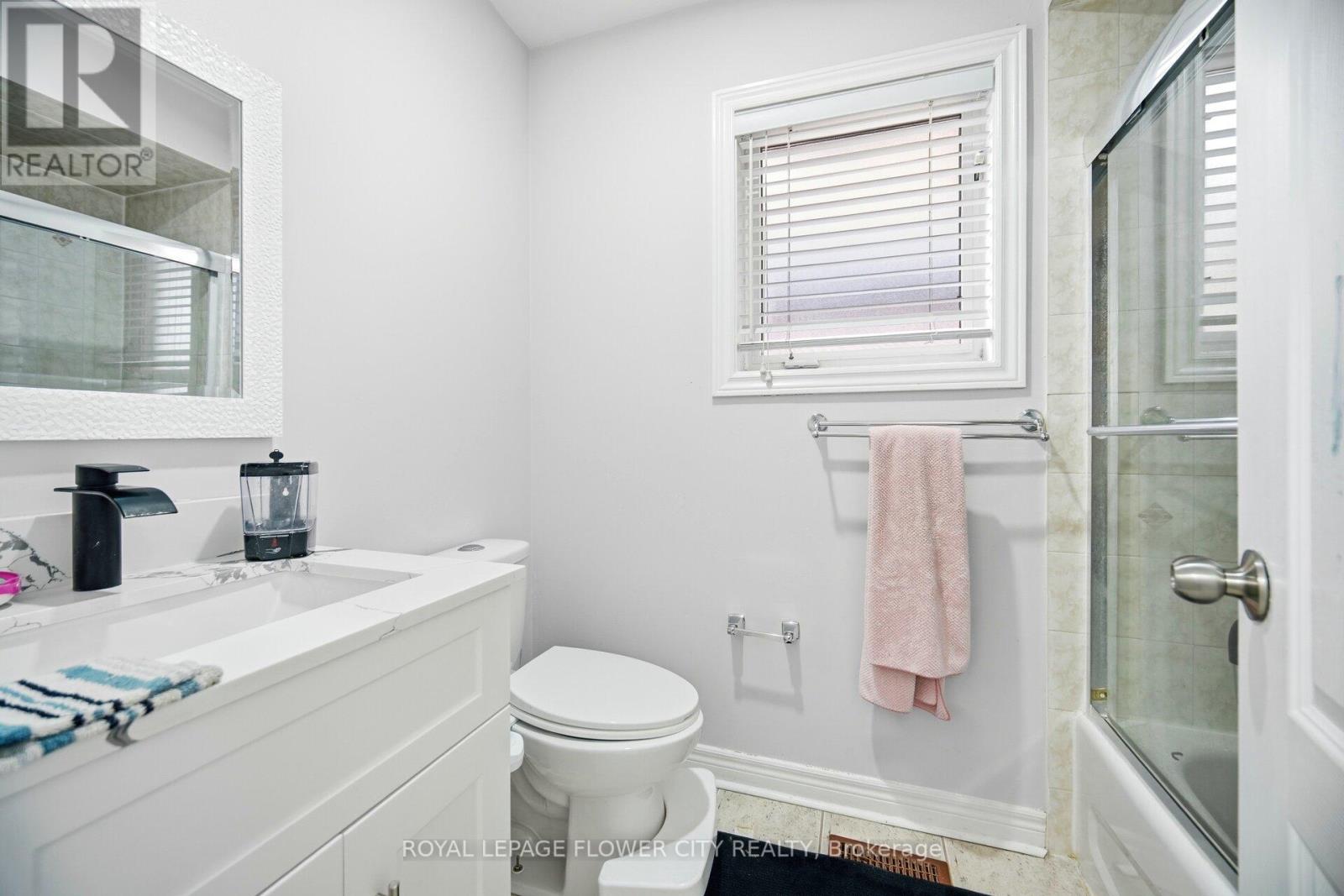 67 Olde Town Road, Brampton, Ontario  L6X 4T8 - Photo 34 - W14033760