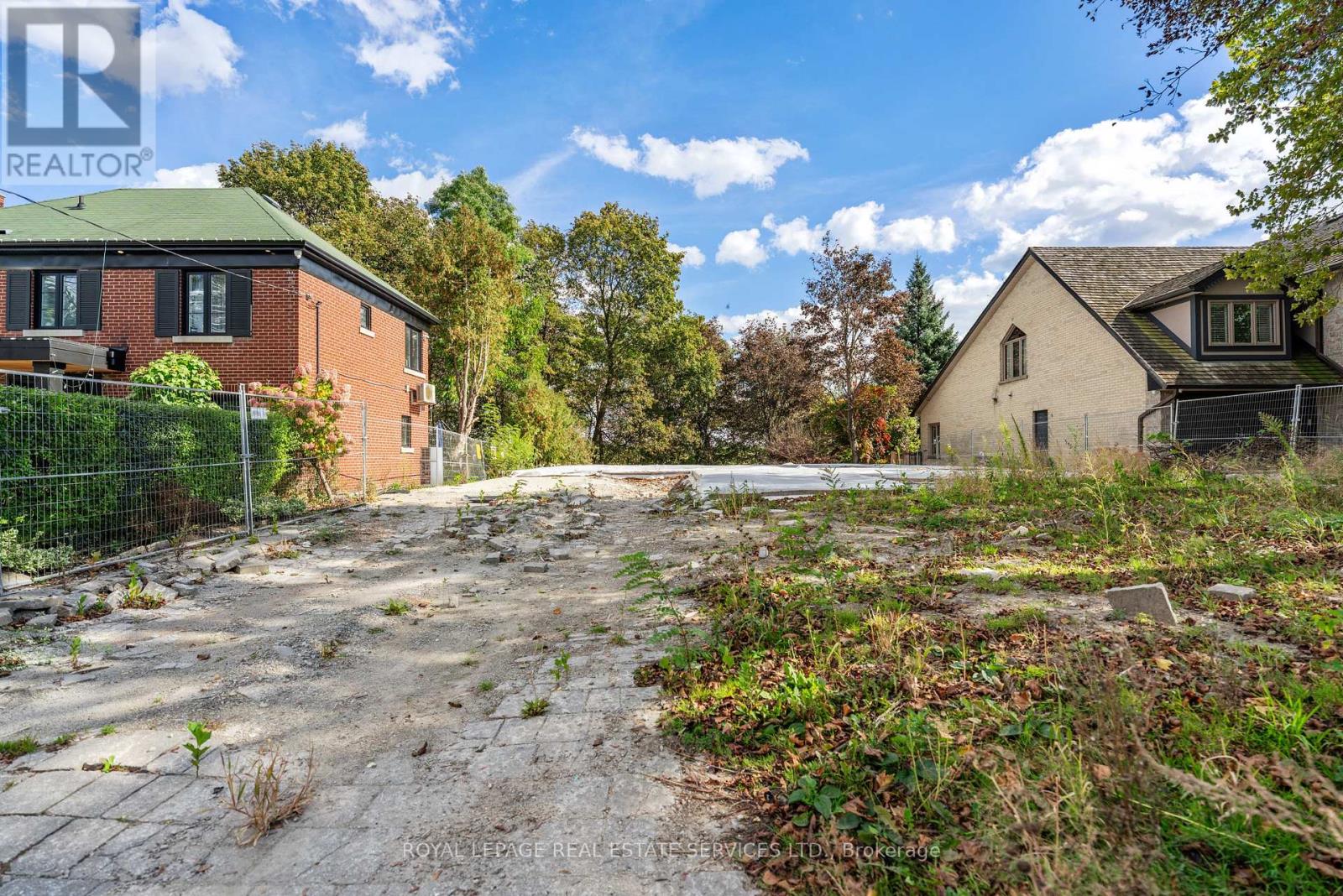 17 St. Georges Road, Toronto, Ontario  M9A 3S9 - Photo 2 - W14033778