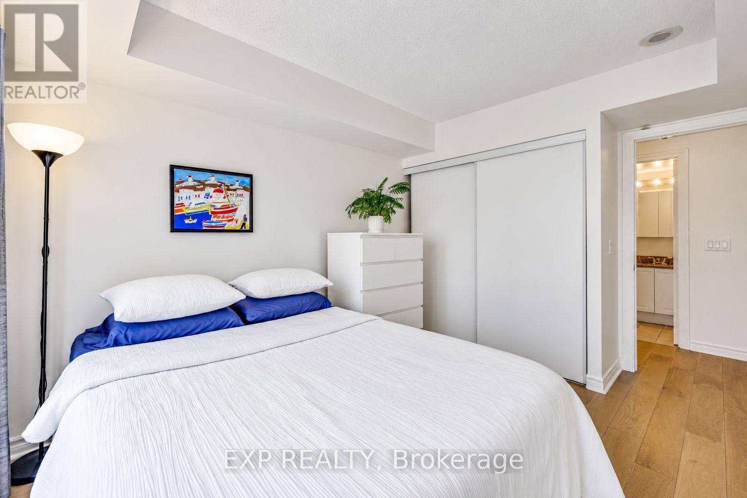 709 - 5 Michael Power Place, Toronto, Ontario  M9A 0A3 - Photo 13 - W14033800