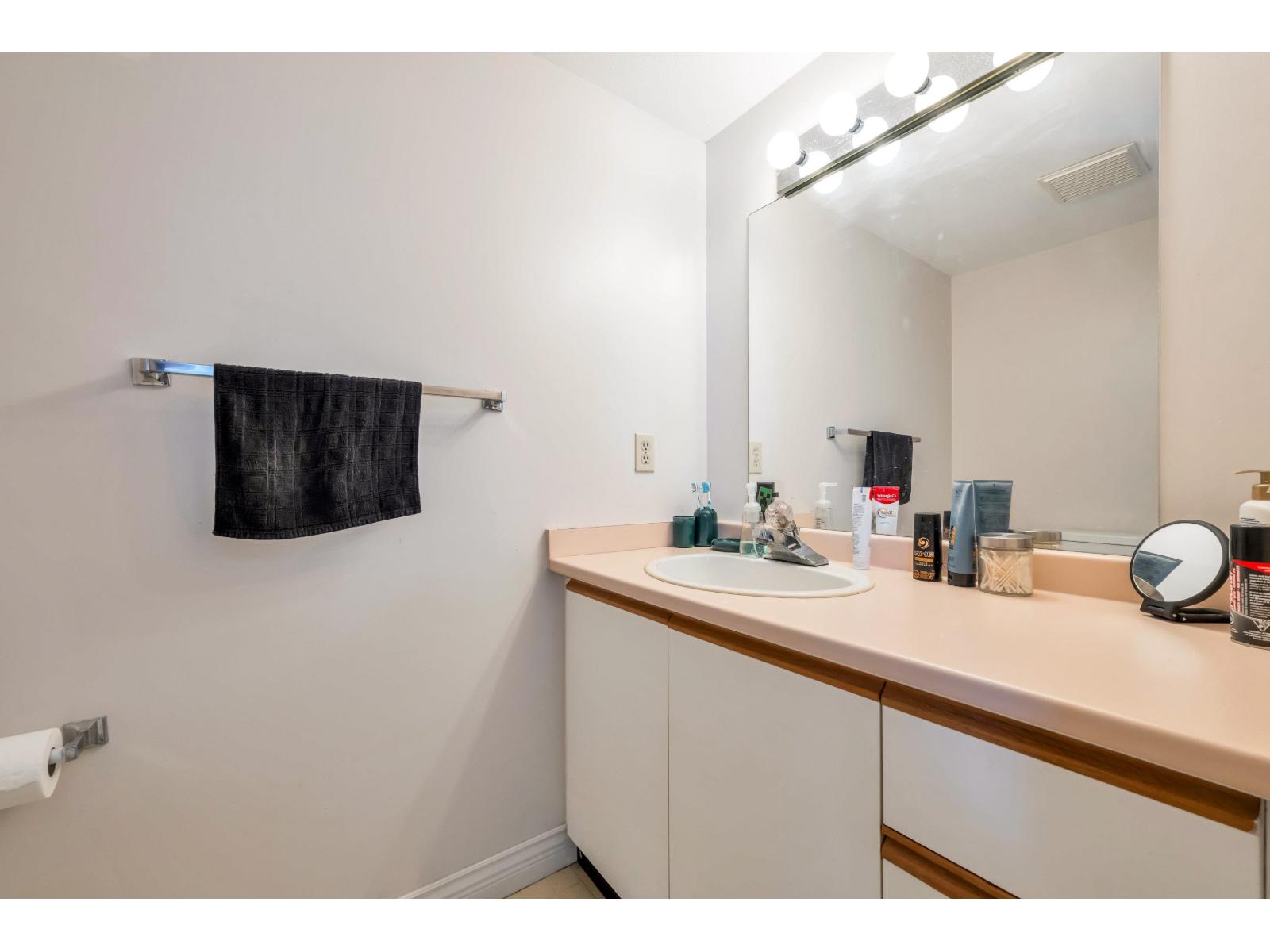 183 10077 156 STREET