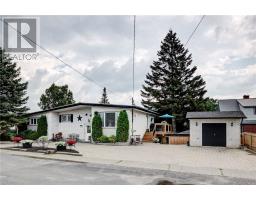 35 CEDAR Street, Levack, Ontario