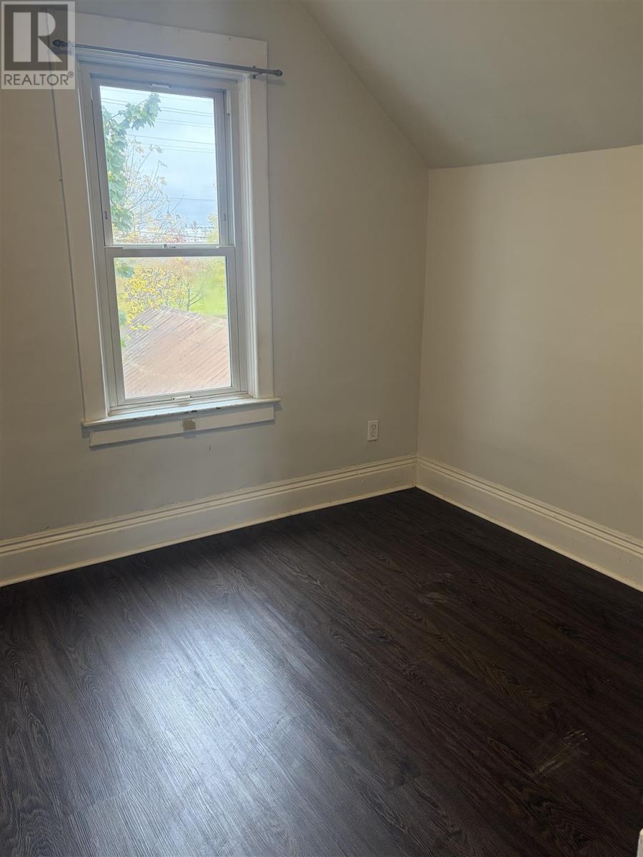 301 Beverley St, Sault Ste. Marie, Ontario  P6A 1S3 - Photo 8 - SM262879