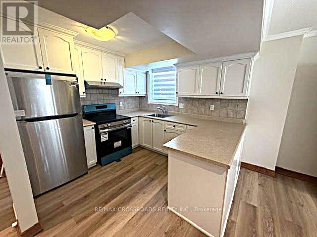 65 Romulus Drive, Toronto, Ontario  M1K 4C1 - Photo 8 - E13729988