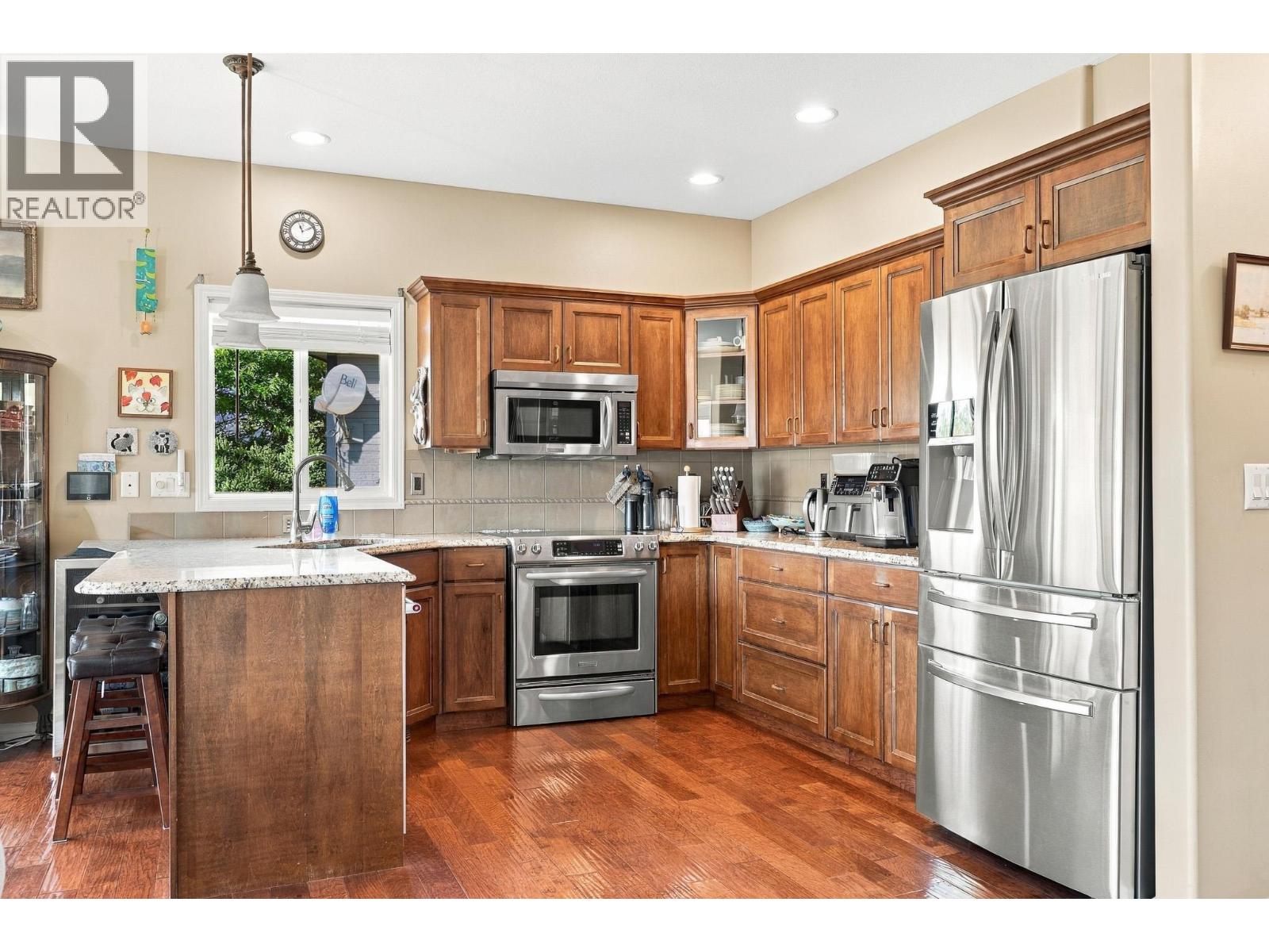 208 Sagewood Drive, Kamloops, British Columbia  V2H 1R1 - Photo 6 - 10403416