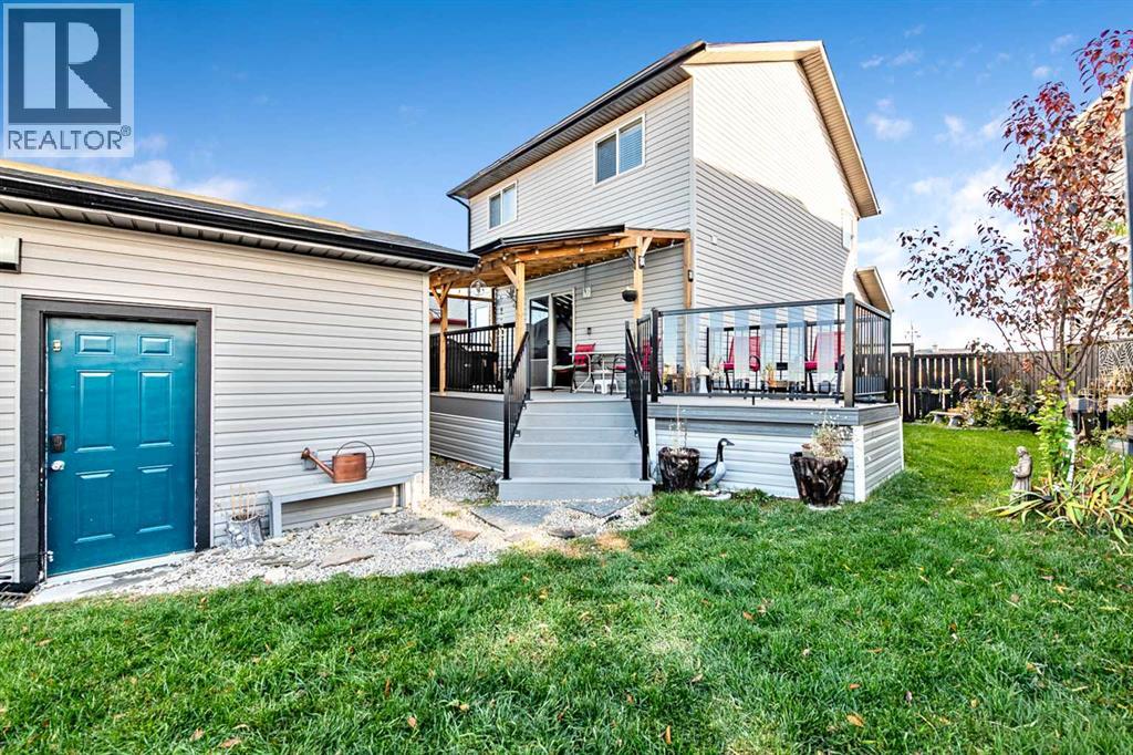 32 Sunrise Close SE