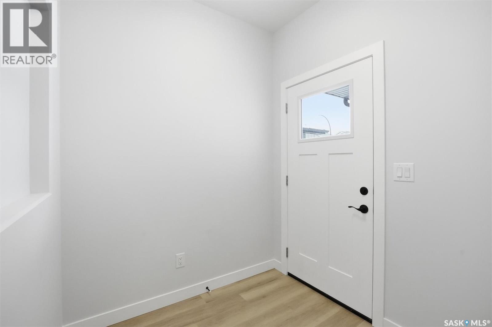 4920 Padwick Road, Regina, Saskatchewan  S4W 0V5 - Photo 31 - SK051107