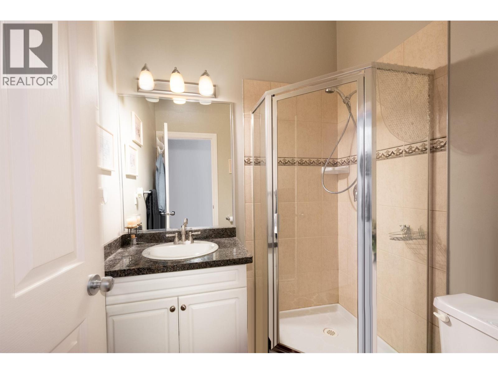 607 Sunset Avenue, Coquitlam, British Columbia  V3K 2B8 - Photo 11 - R3174986