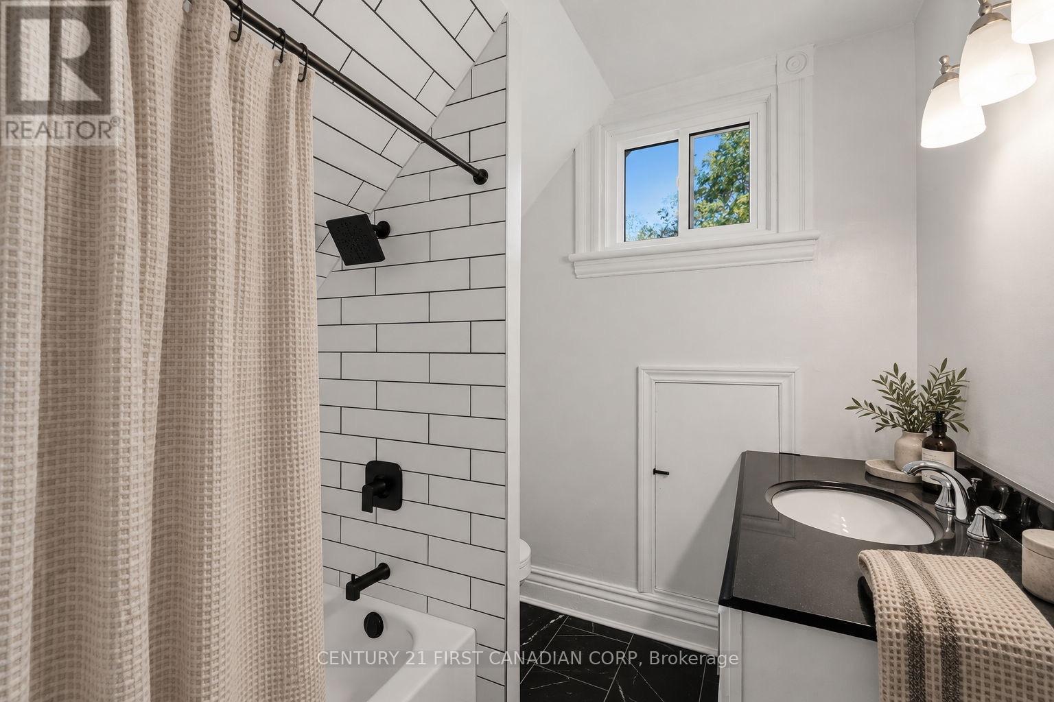 160 Egerton Street, London East, Ontario  N5Z 2G4 - Photo 33 - X14033910