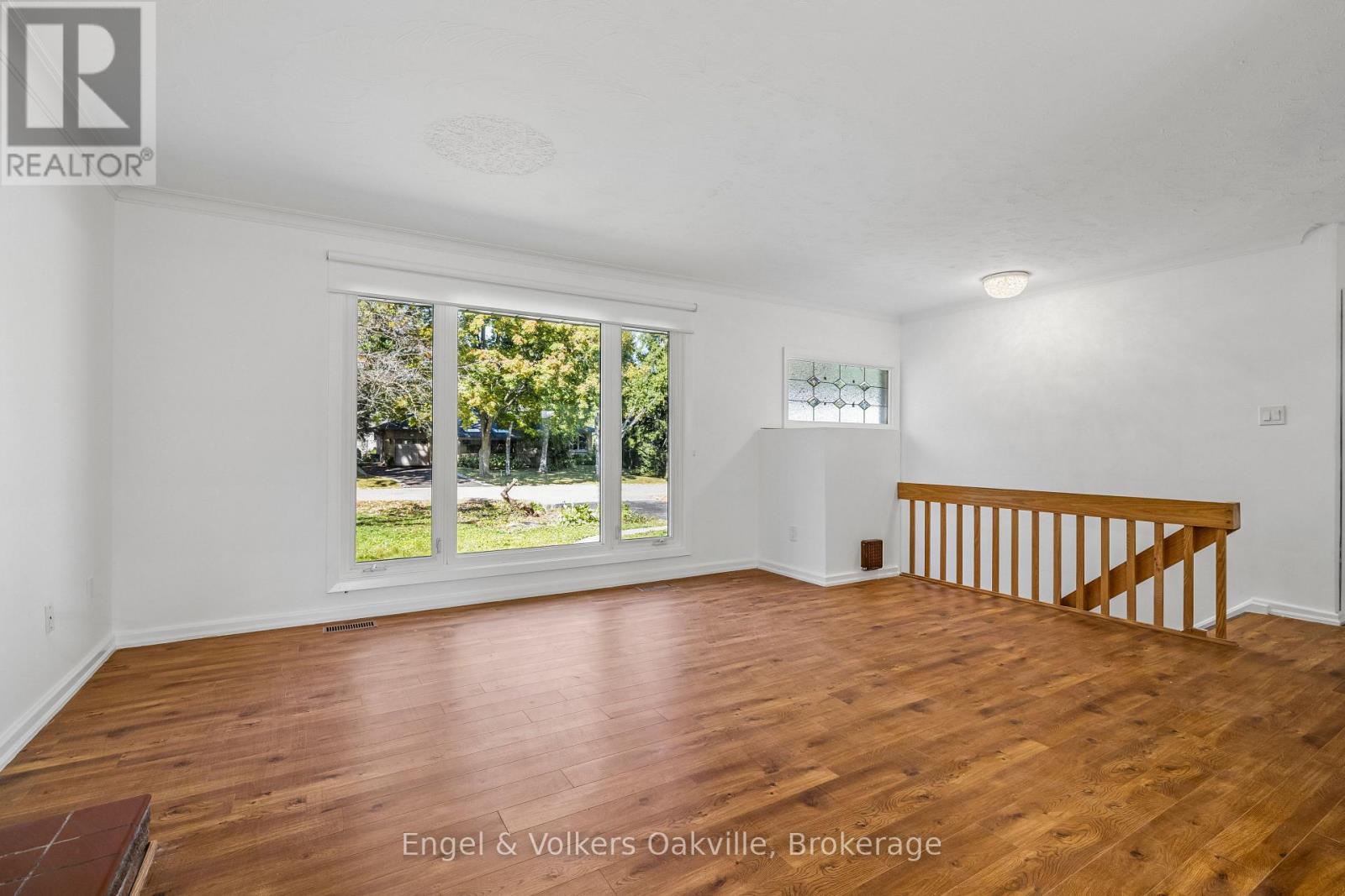 86 Selgrove Crescent, Oakville, Ontario  L6L 1L3 - Photo 10 - W14033874