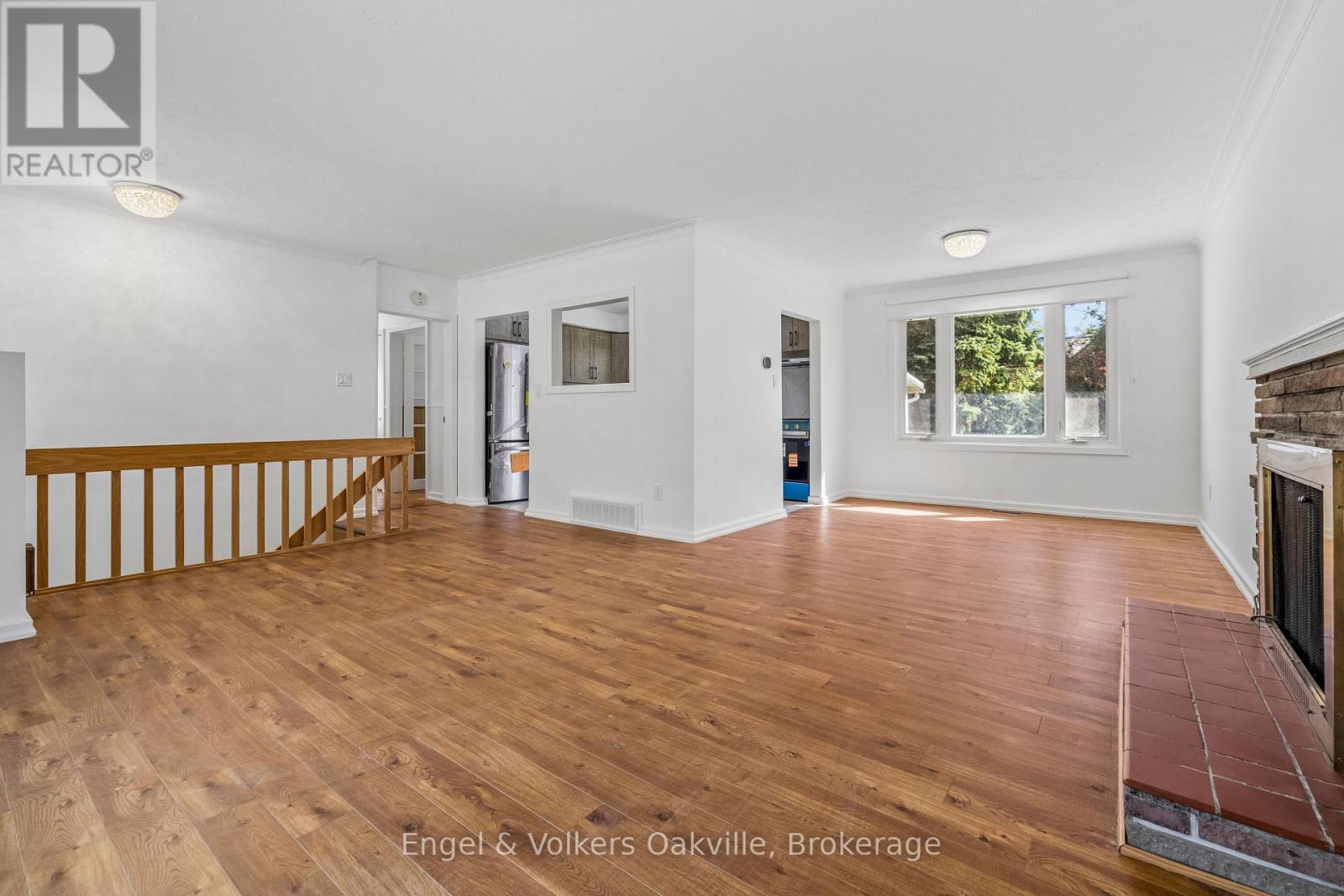 86 Selgrove Crescent, Oakville, Ontario  L6L 1L3 - Photo 15 - W14033874