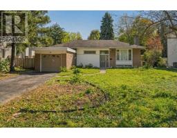 86 SELGROVE CRESCENT, Oakville, Ontario
