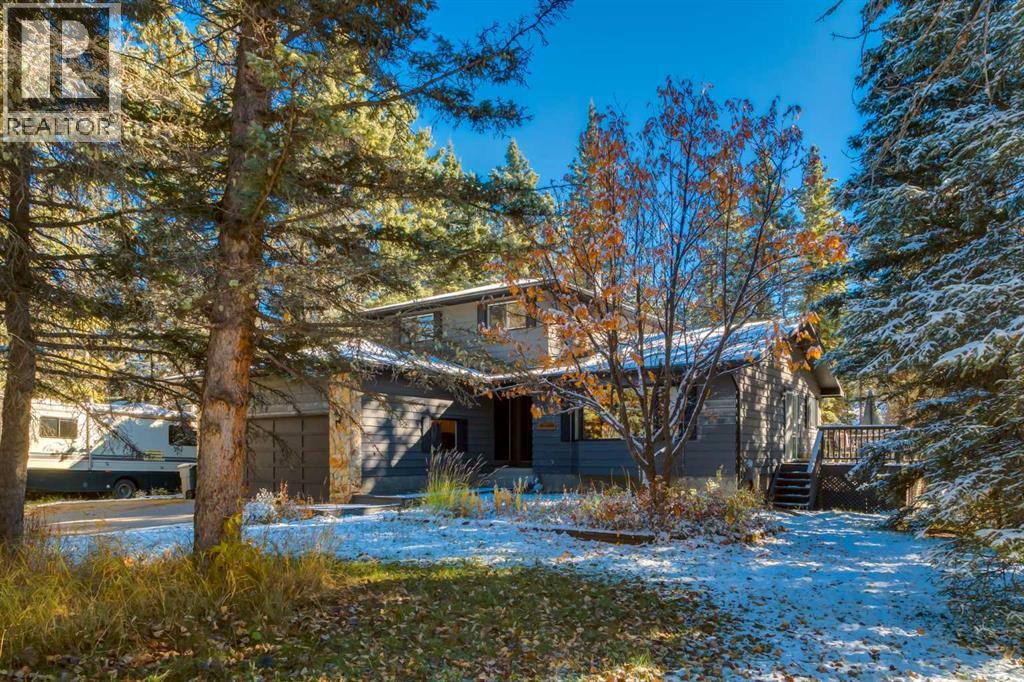 9 Redwood Meadows Close