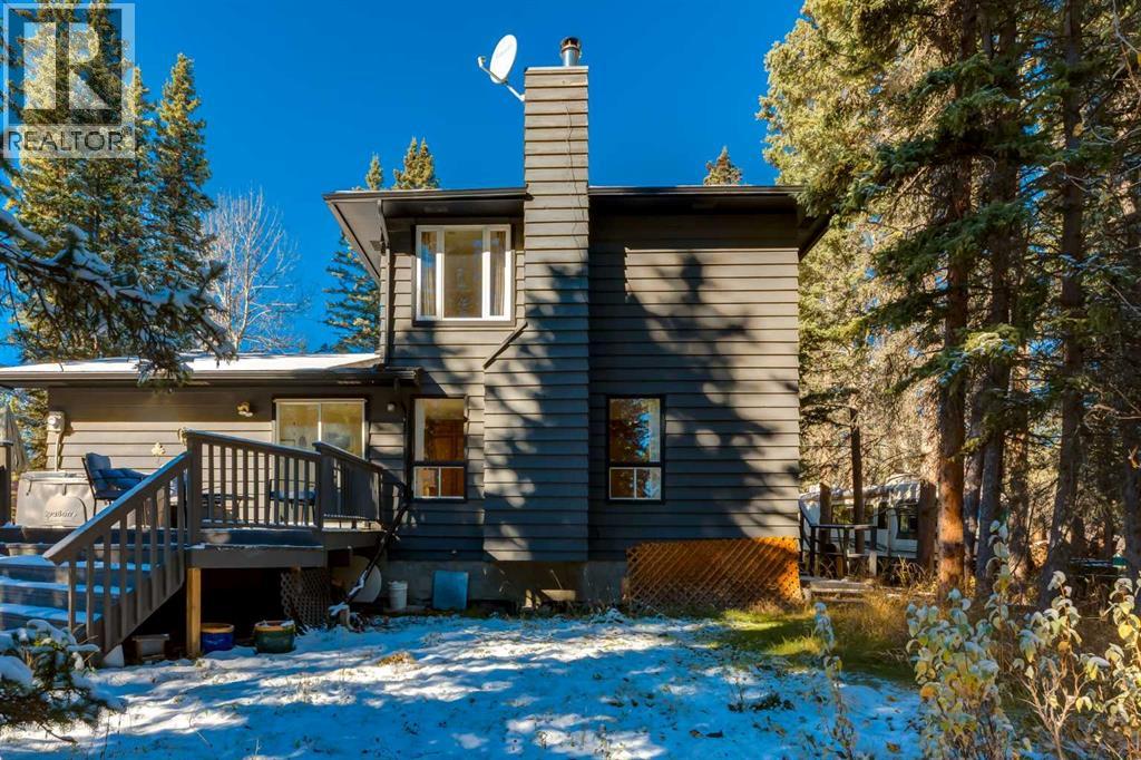 9 Redwood Meadows Close