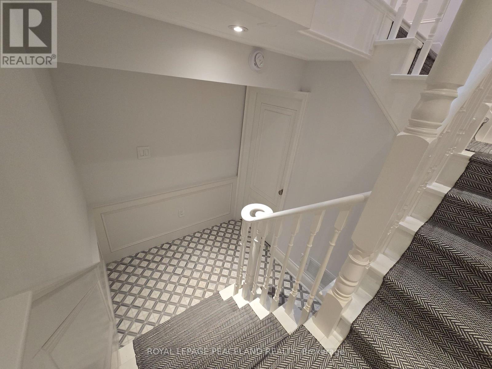 Mainhse - 322 Clinton Street, Toronto, Ontario M6G 2Y8 - Photo 27 - C14033892