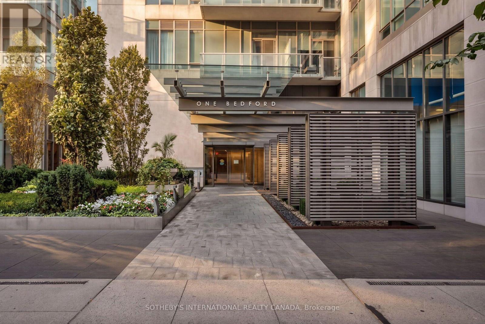 1004 - 1 Bedford Road, Toronto, Ontario  M5R 2J7 - Photo 2 - C14033932