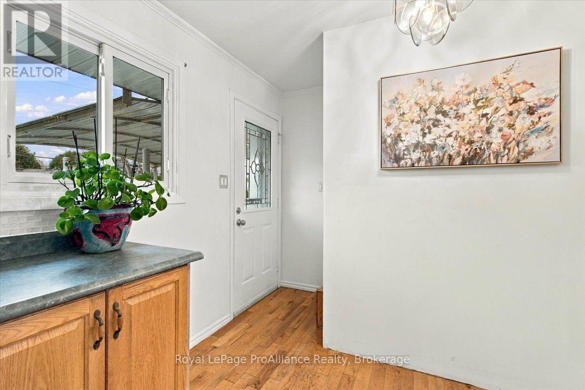106 Burns Avenue, Quinte West, Ontario  K8N 4Z2 - Photo 19 - X14033880