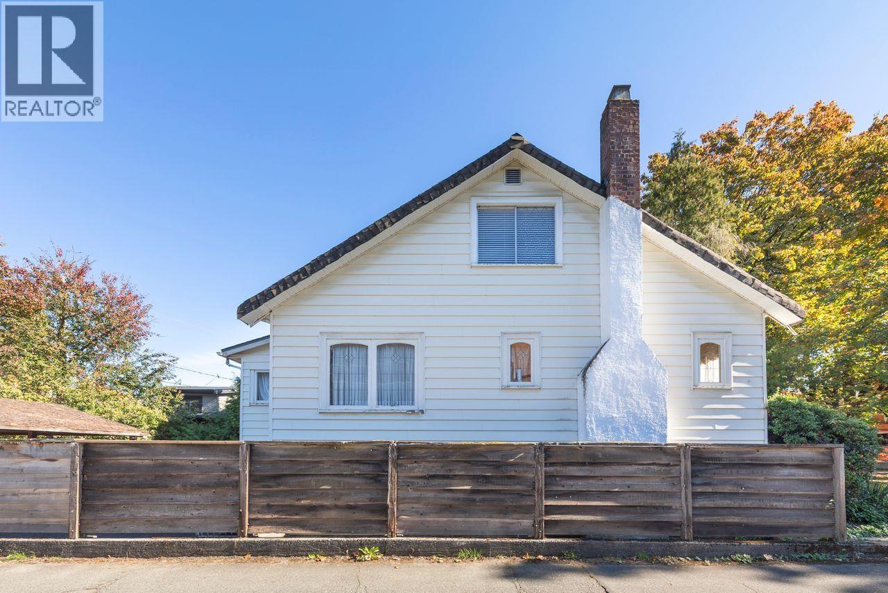 481 W 21st Avenue, Vancouver, British Columbia  V5Y 2E6 - Photo 2 - R3175176
