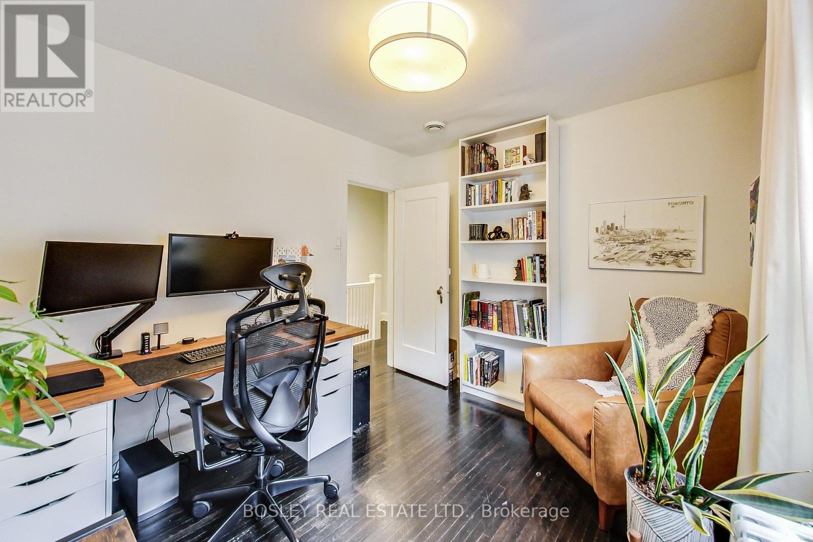 55 Billings Avenue, Toronto, Ontario  M4L 2S3 - Photo 15 - E14034016