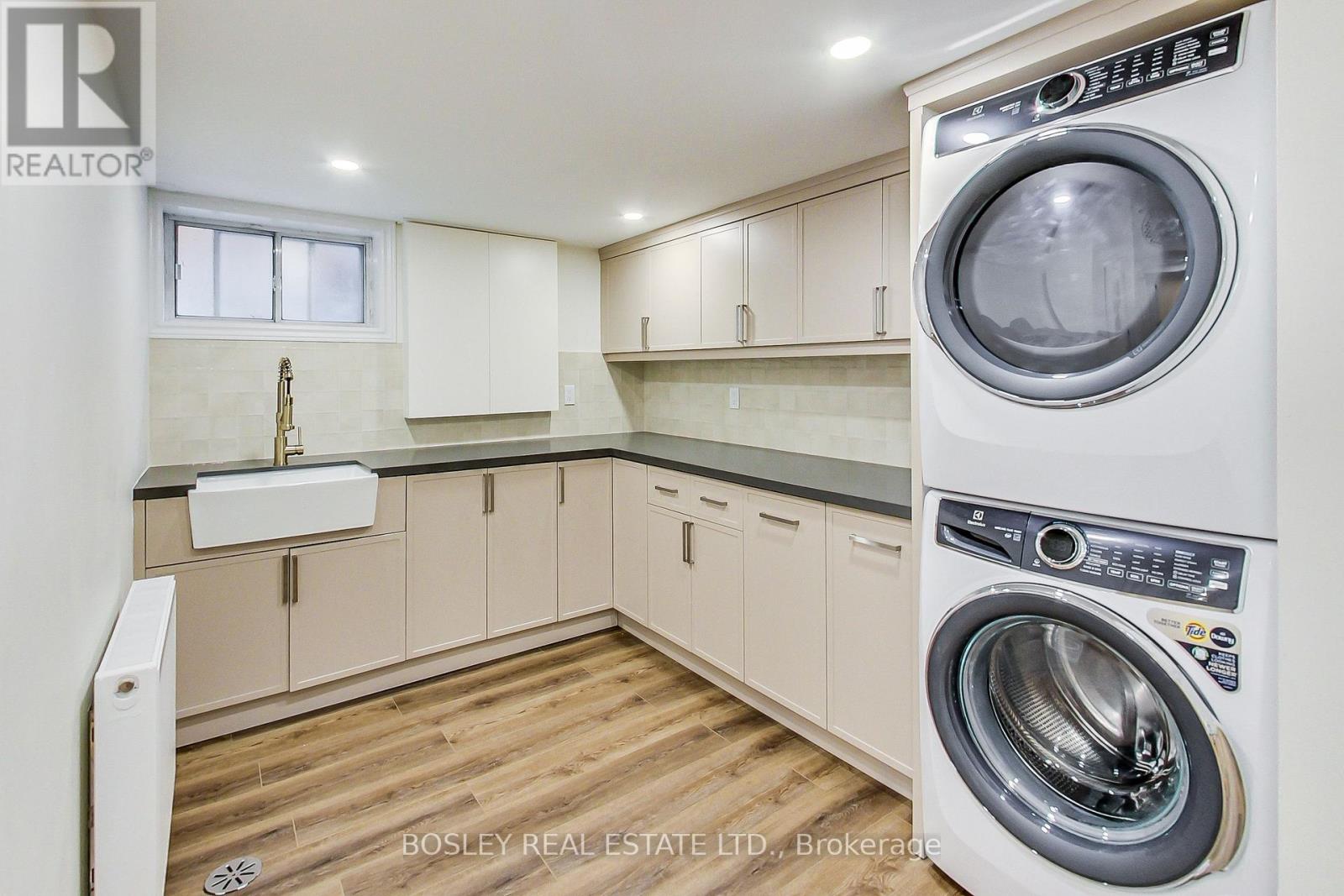 55 Billings Avenue, Toronto, Ontario  M4L 2S3 - Photo 20 - E14034016