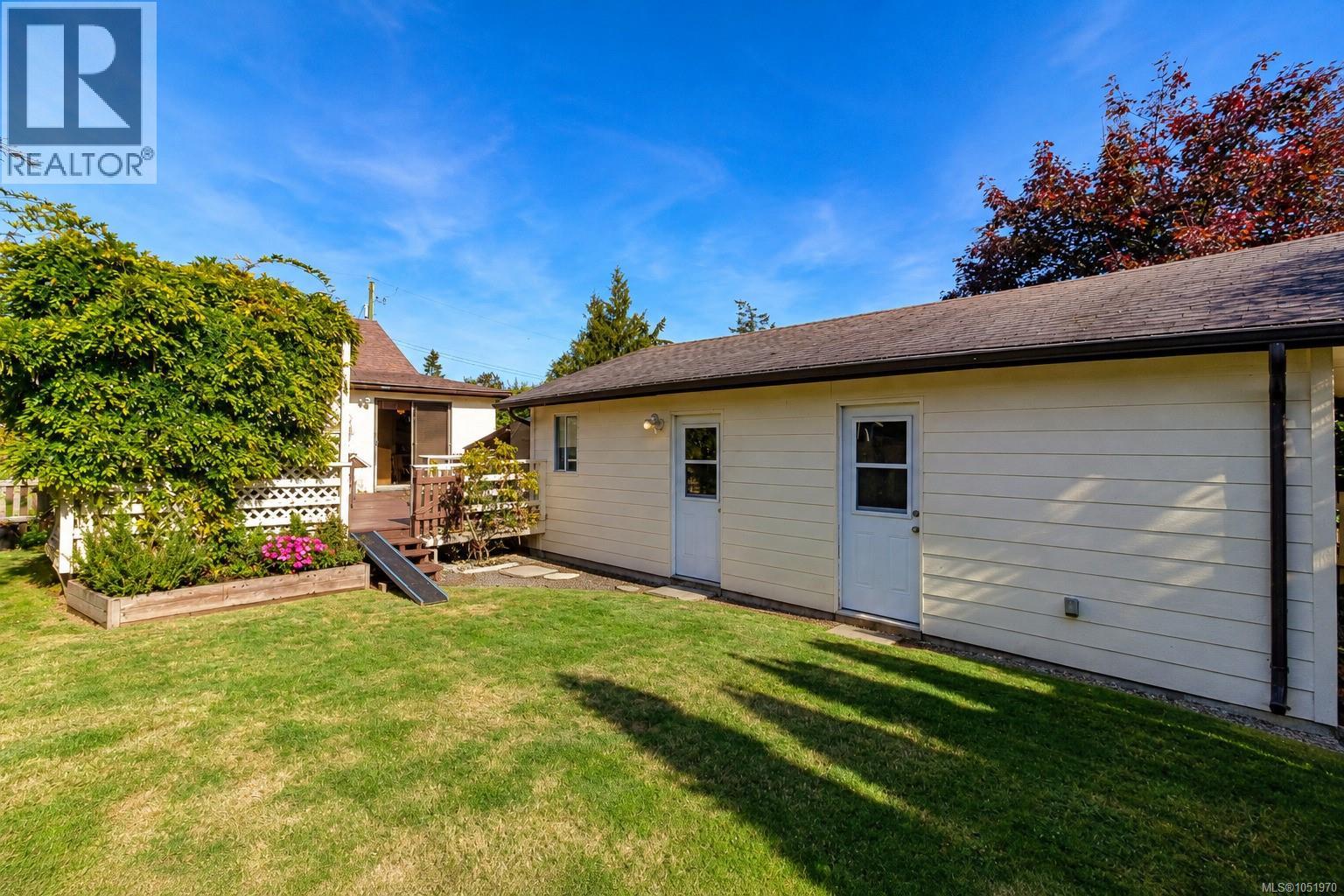 2279 Bradford Ave
