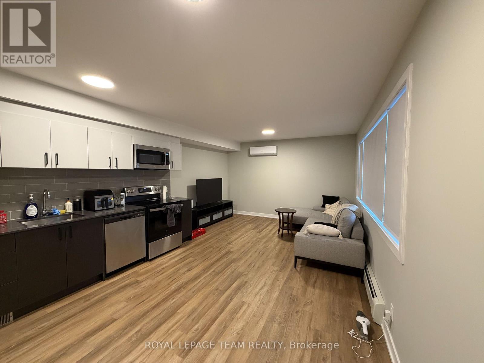 B06 - 1305 Summerville Avenue, Ottawa, Ontario K1Z 8G7 - Photo 3 - X14033886