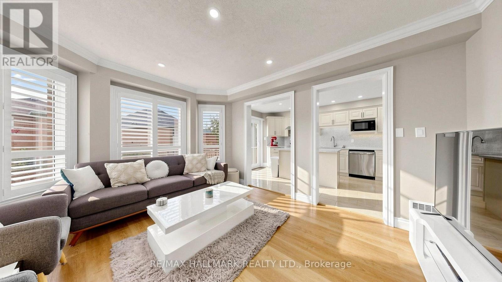 336 St Joan Of Arc Avenue, Vaughan, Ontario  L6A 3N1 - Photo 9 - N14033826