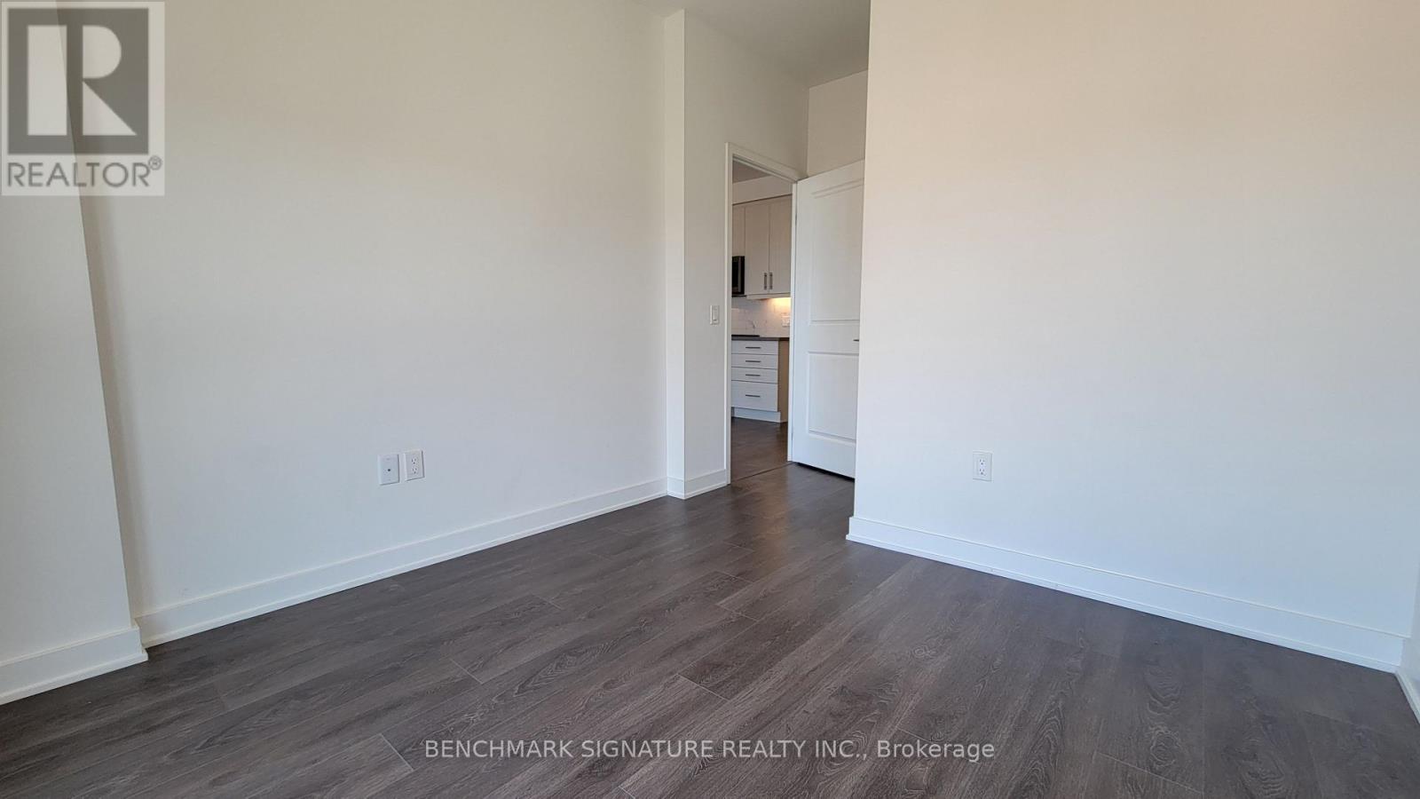 1607 - 85 Oneida Crescent, Richmond Hill, Ontario  L4B 0H4 - Photo 6 - N14033916