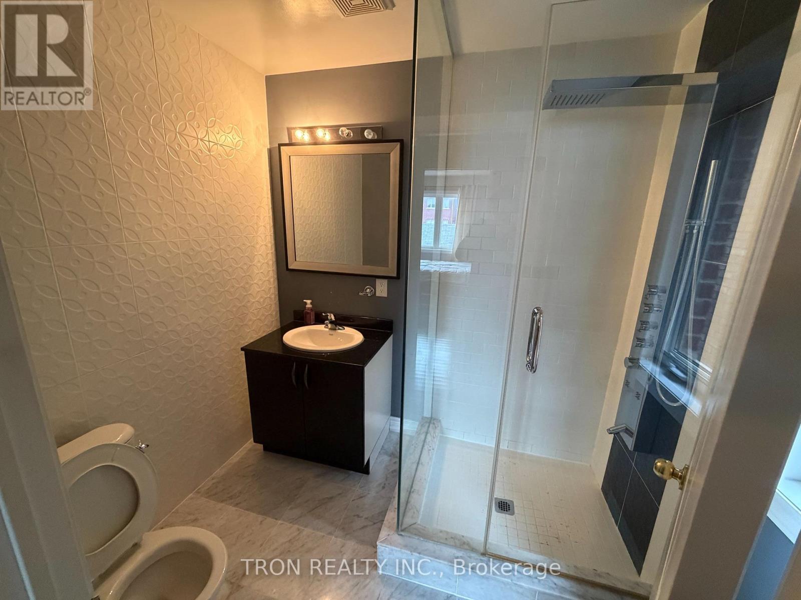 16 Dungannon Drive, Markham, Ontario  L6C 0K1 - Photo 14 - N14033920